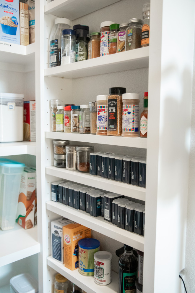 Kitchen + Pantry Update