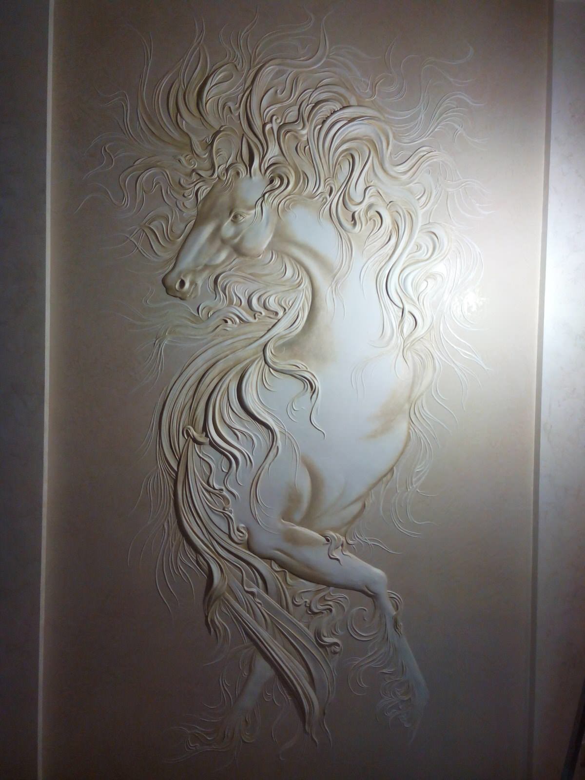 Барельеф "Лошадь"