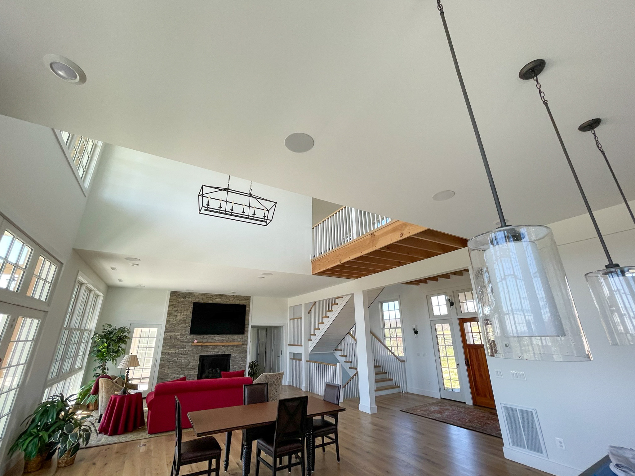 91_U-Shaped Floating Staircase Surrounded by Bucolic Mountain Views, Winchester,
