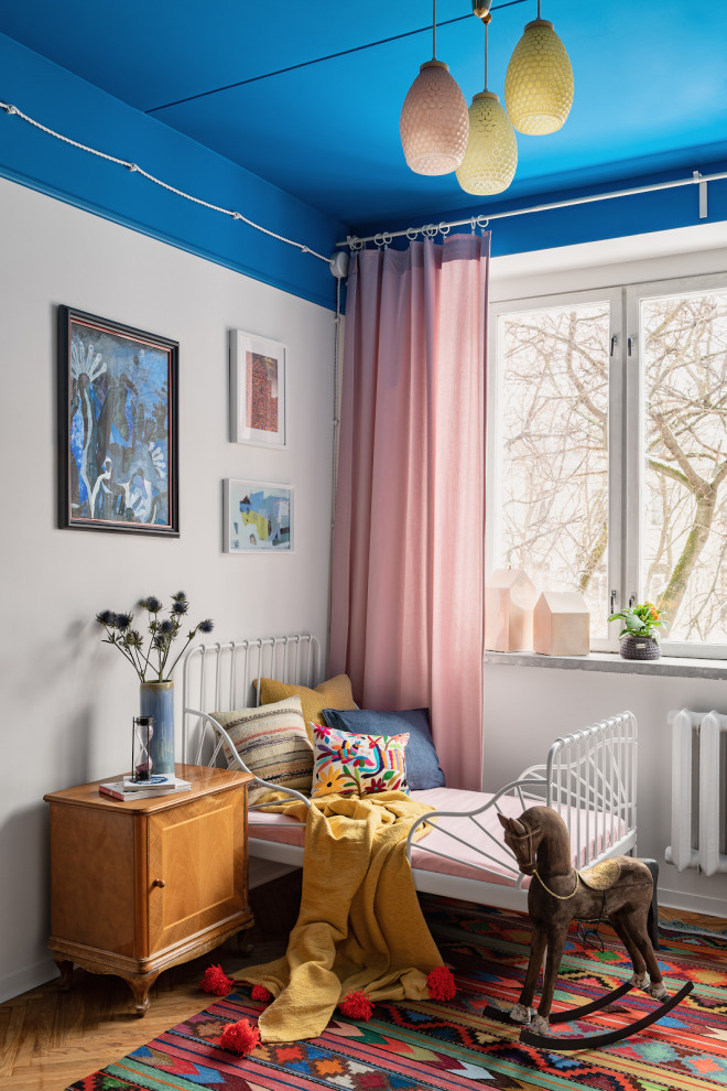 Small eclectic kids' bedroom in Moscow.