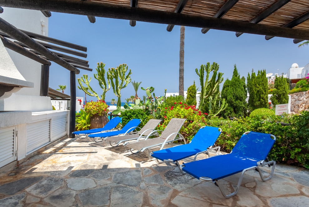 Cozy villa margo by the sea