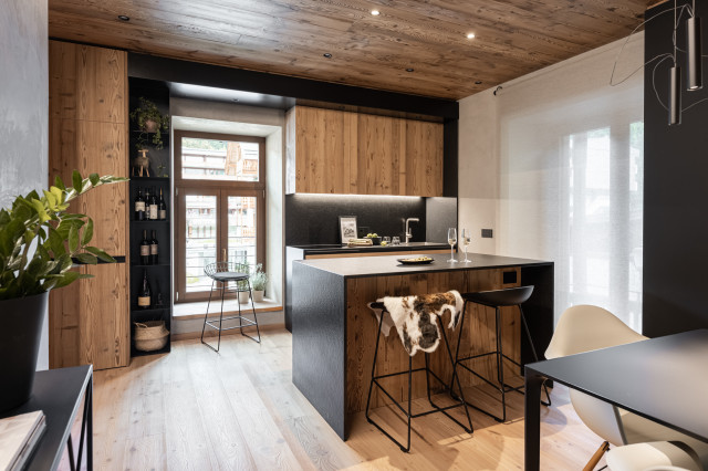 LUSSO A CAMPIGLIO rustic-kitchen
