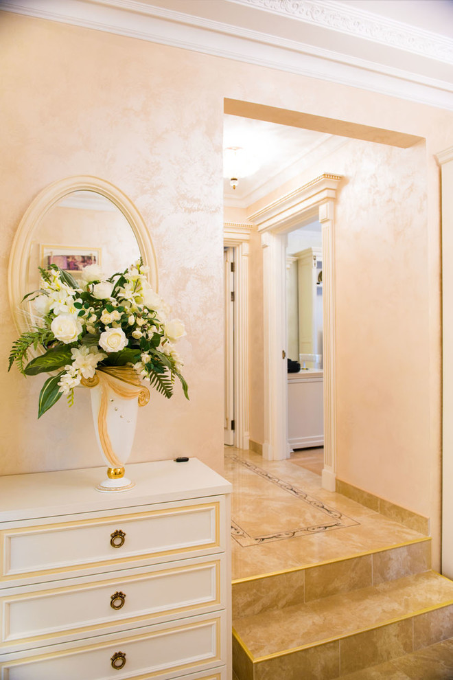 Классический интерьер загородного дома под Минском