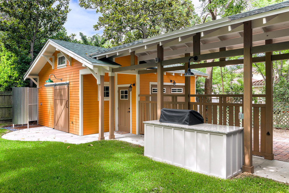 Photo of a small arts and crafts detached garden shed in Miami.