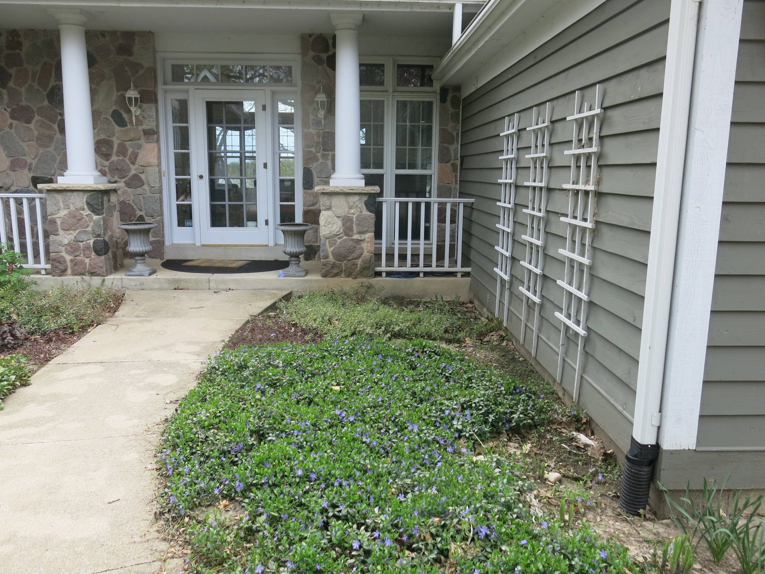 Traditional Lakeside Landscape Renovation - Oconomowoc, WI