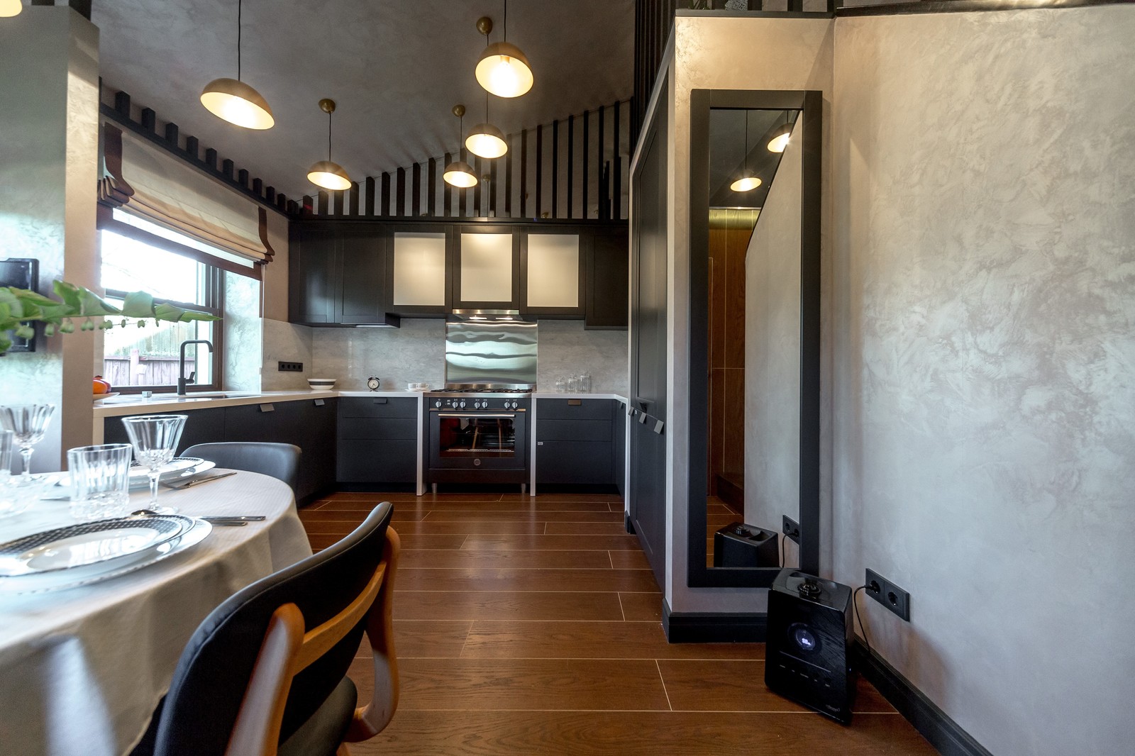 Шелковистая декоративная краска Umana Seta итальянской фабрики LOGGIA ❤