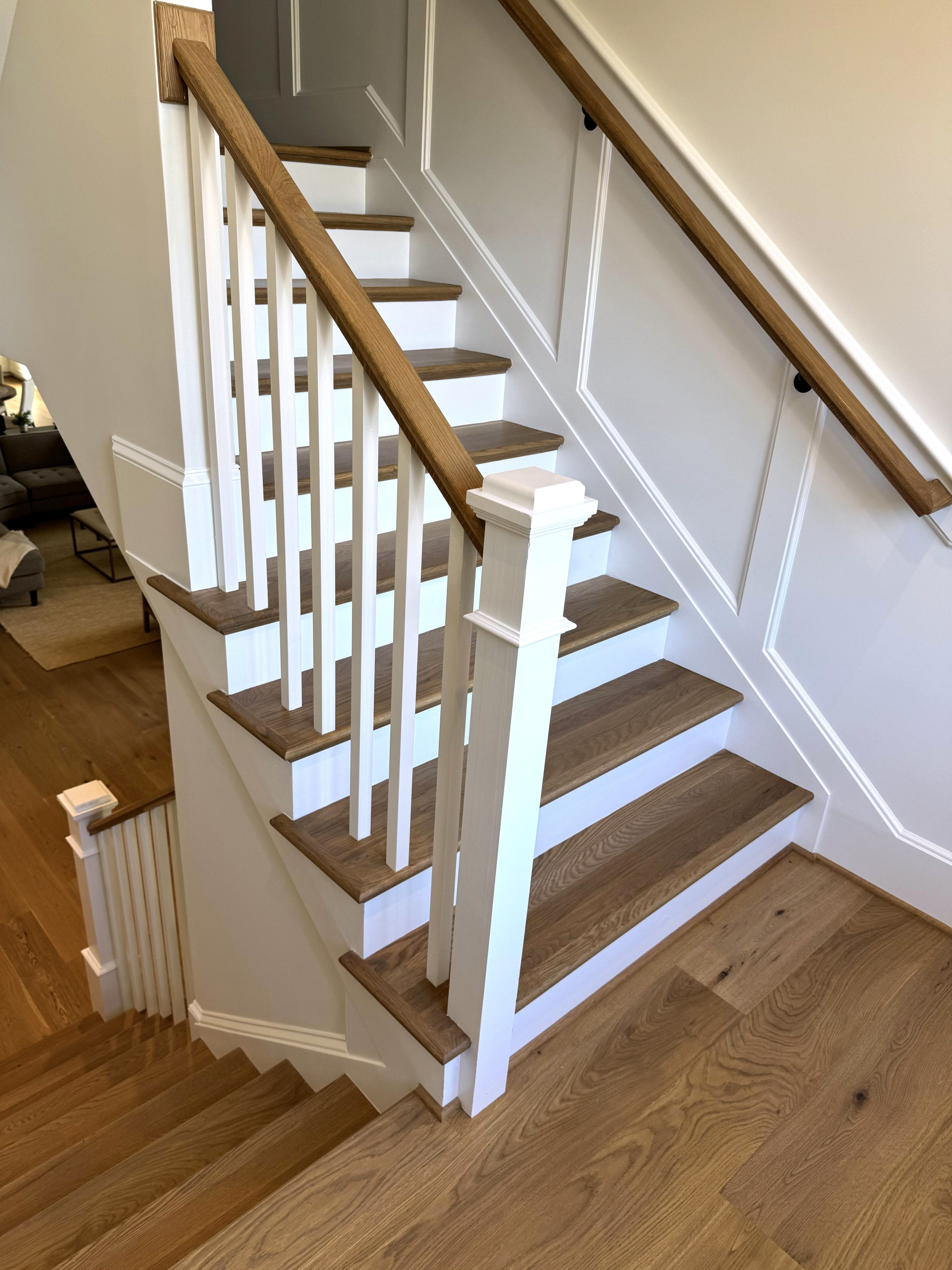 141_Timeless U Shaped Stair with Traditional Box Newels, Arlington, VA 22207