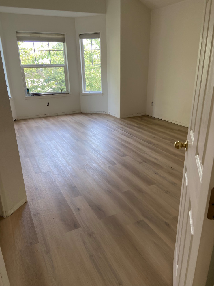 NE. Portland, Oregon - Laminate Flooring