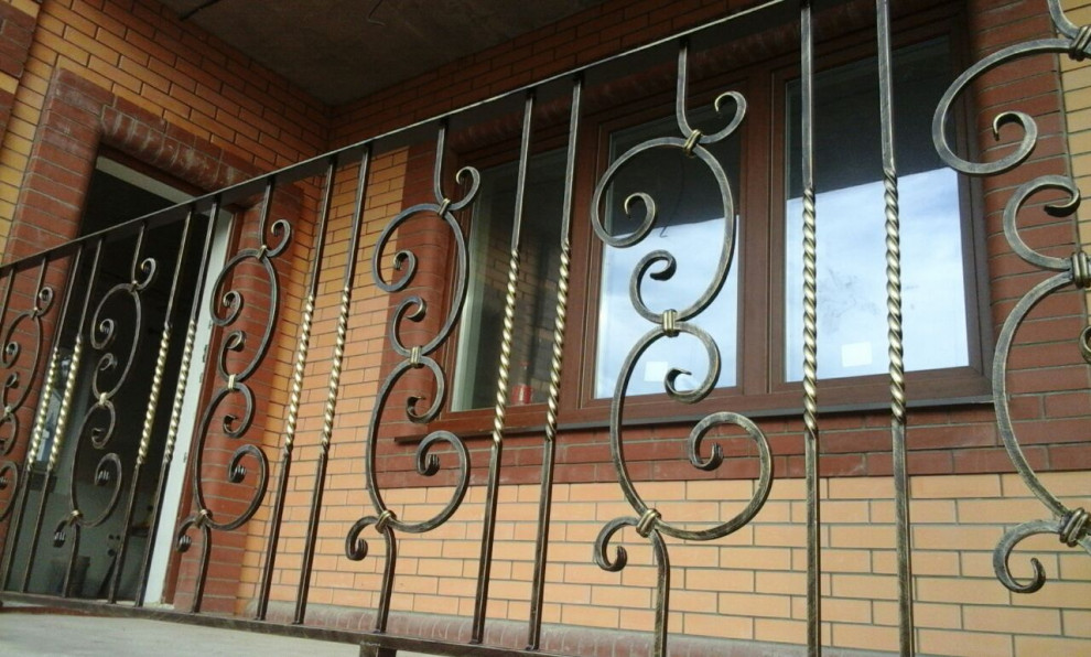 Кованые балконы