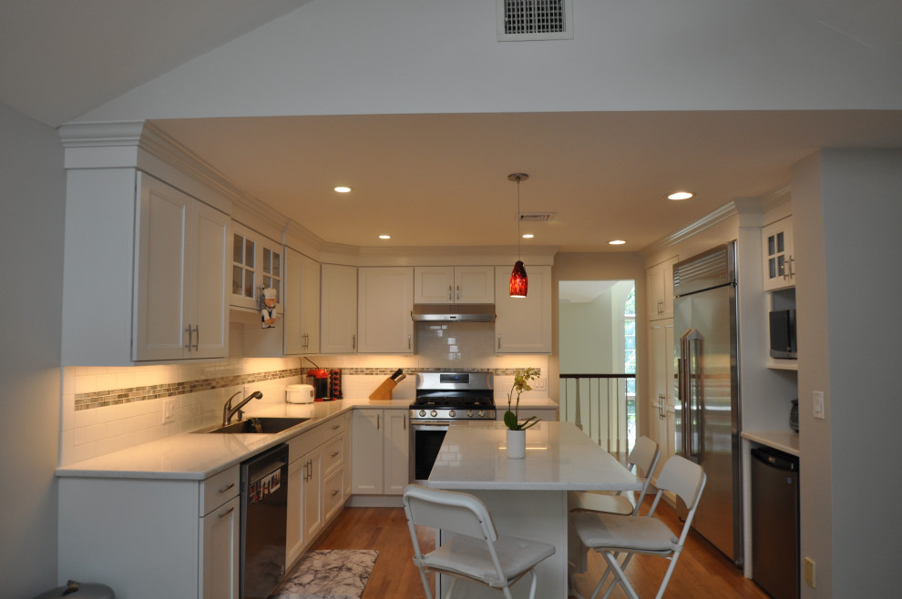 Brighter and White-r : Kitchen