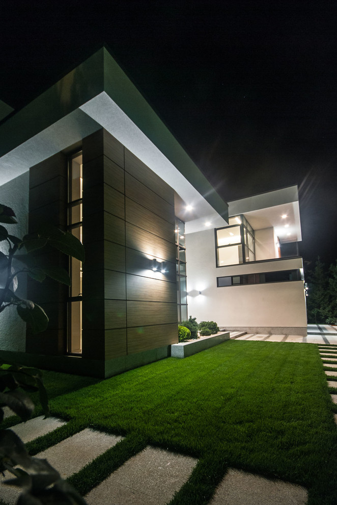 Остекление коттеджа в поселке БЕНИЛЮКС на алюминиевой системе REYNAERS