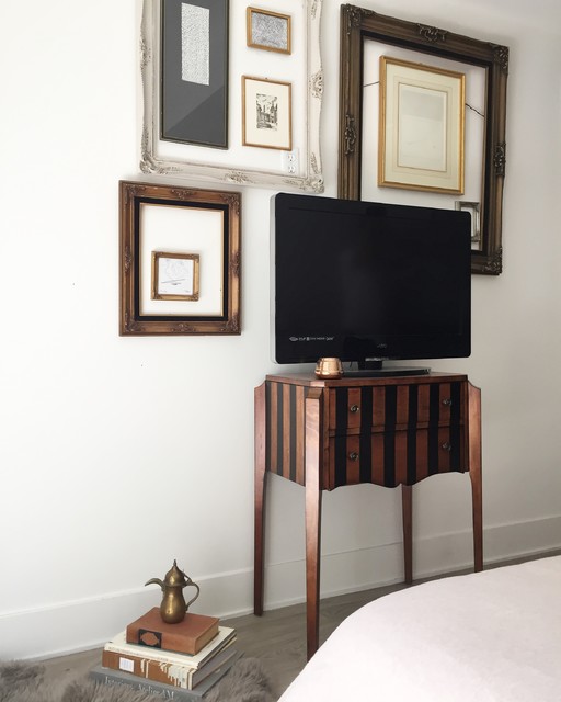 Poinsettia Place eclectic-bedroom