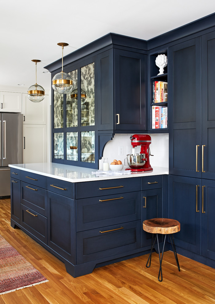 Kitchen - transitional kitchen idea in DC Metro