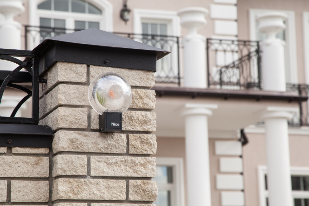 Уличное видеонаблюдение и IP домофон