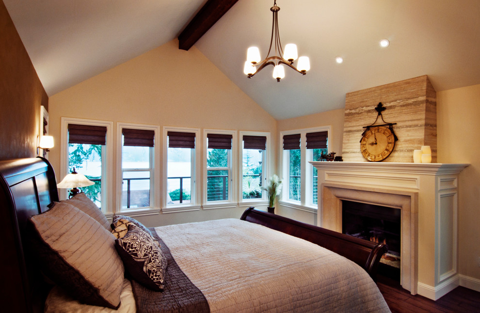 Inspiration for a mid-sized transitional bedroom in Seattle with beige walls.