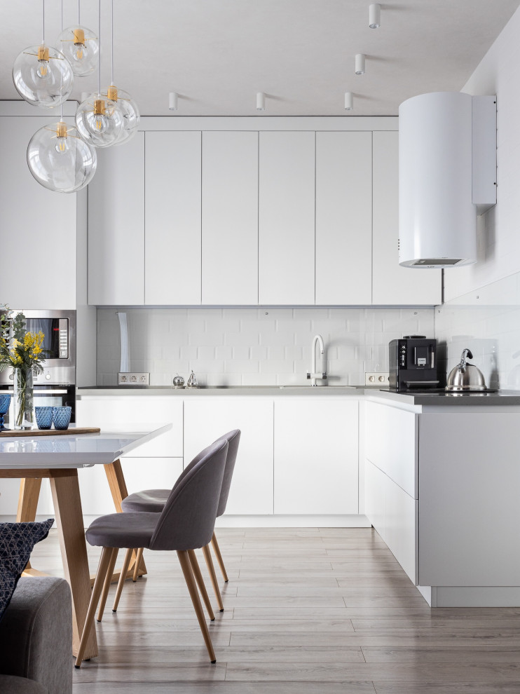 Кухня (реализация)