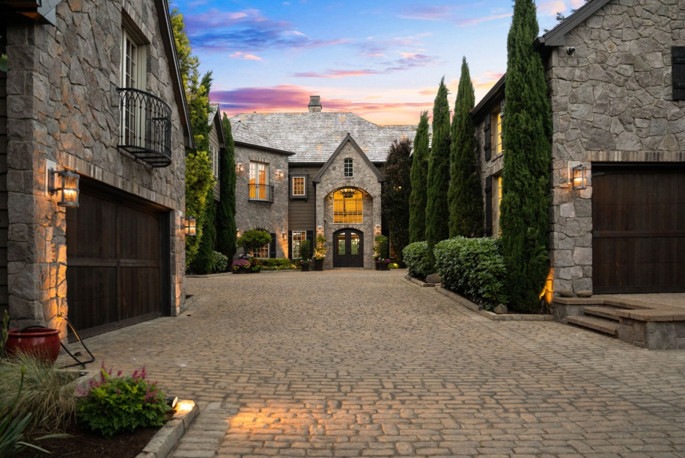 "River Time" Willamette Estate Staging - Lake Oswego, OR