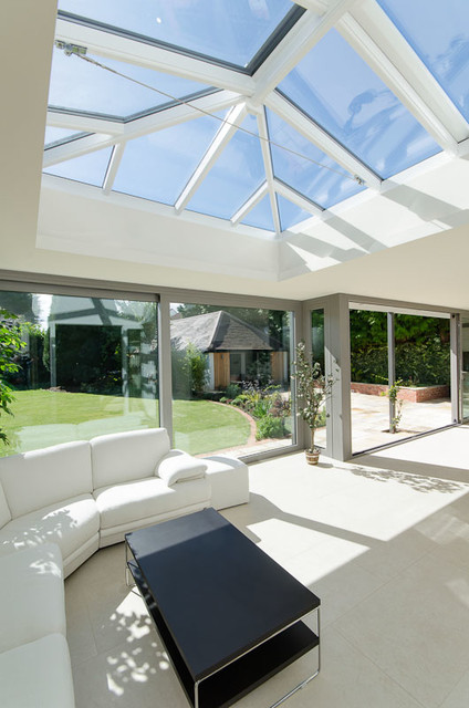 63CL contemporary-living-room