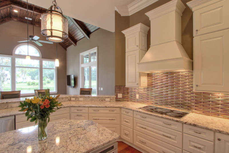 Inspiration for a traditional kitchen in Other.