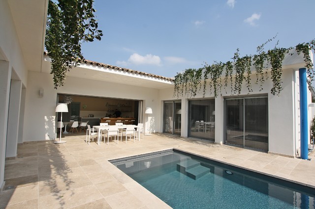REALISATIONS modern-pool