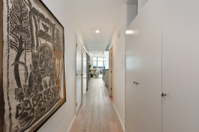 Lakeside // Entry modern-entry