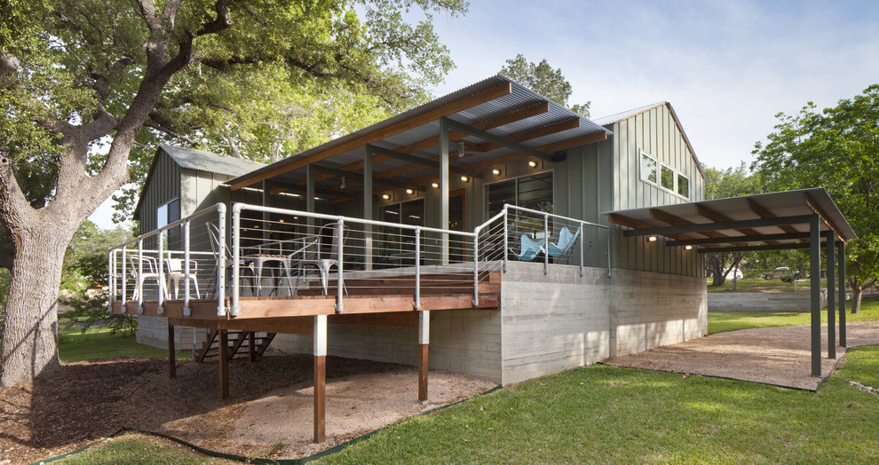 Design ideas for a modern verandah in Austin.