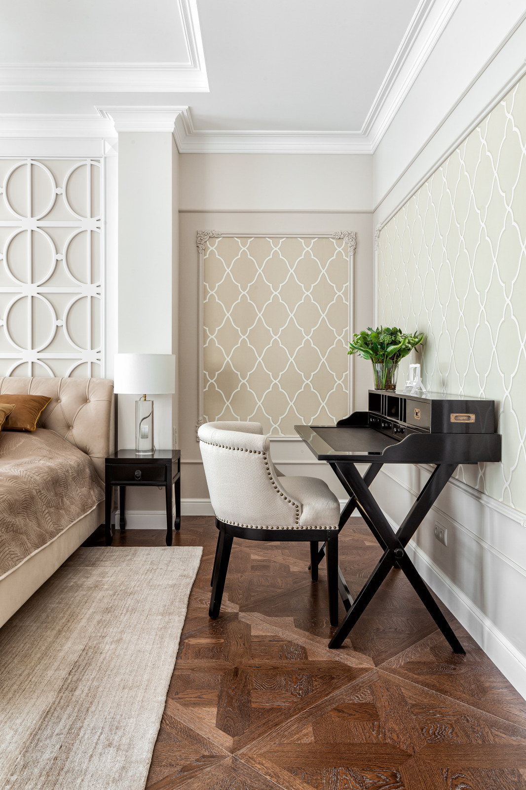 Отделочные работы в спальне. Дом на Новой Риге.