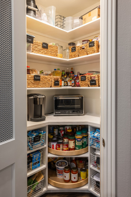 Sky Meadow Kitchen klassisch-modern-kueche