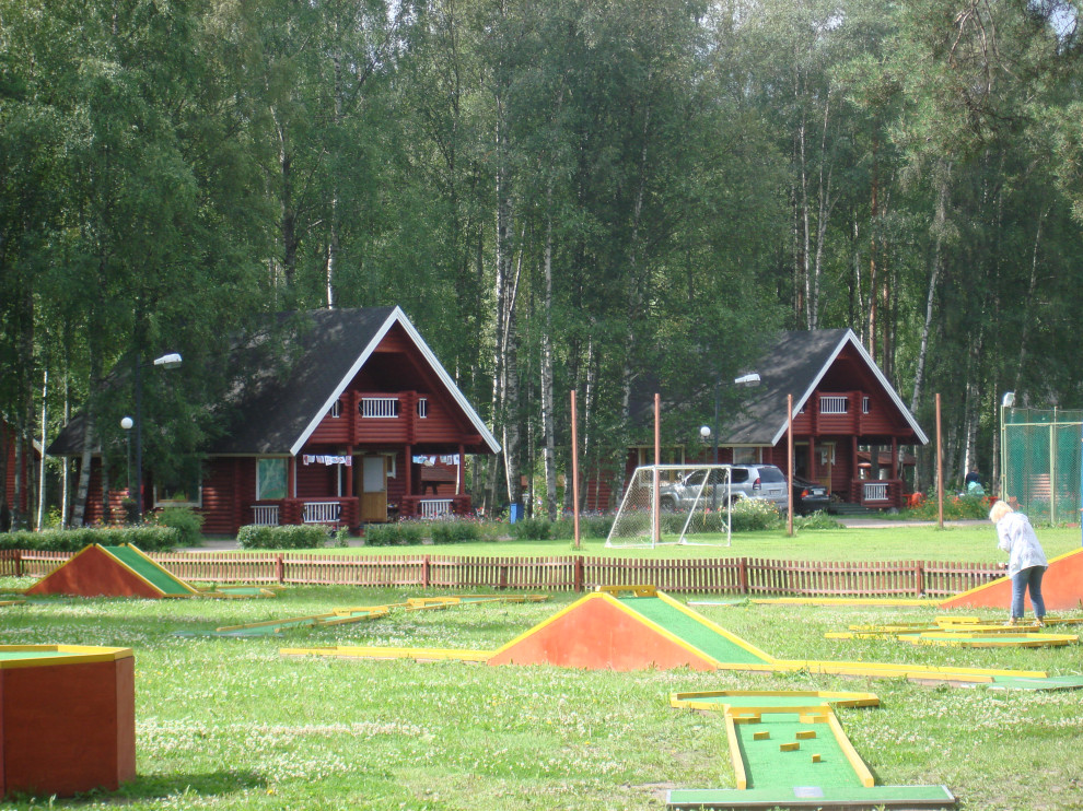 Коттеджный поселок (совместно с Honka)