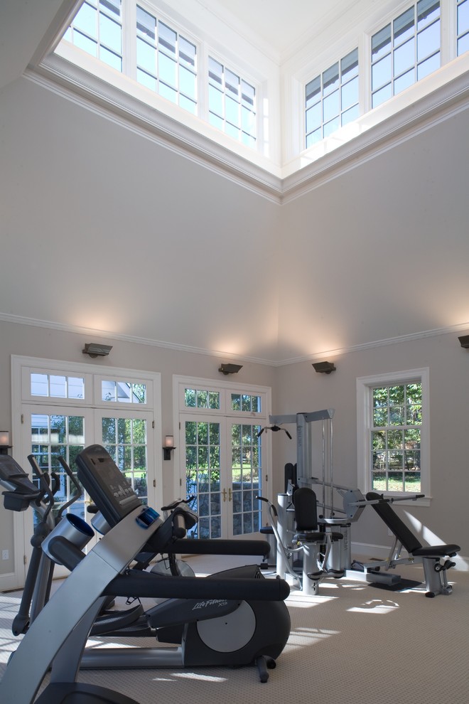 Design ideas for a traditional home gym in Baltimore.