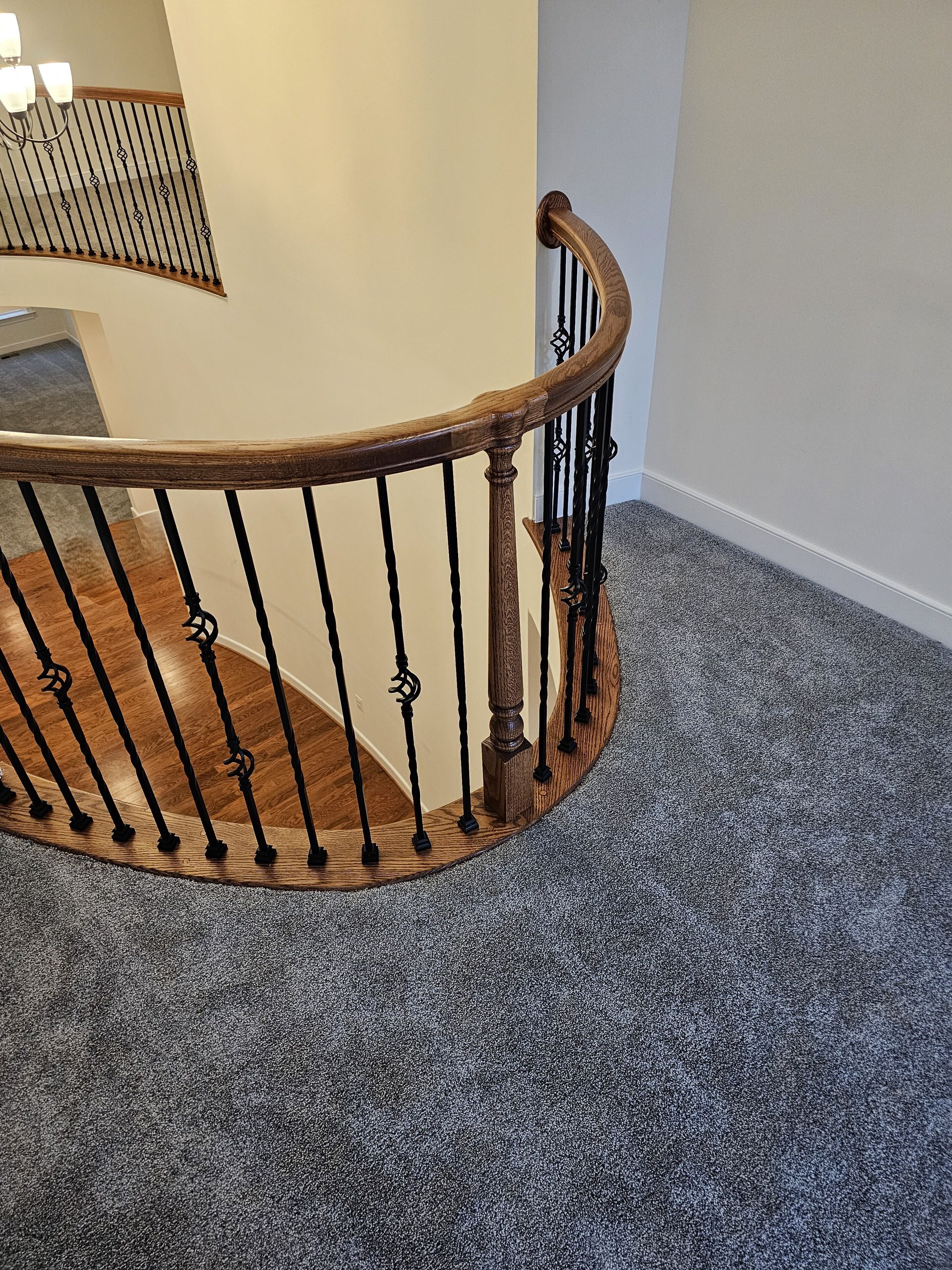 128_Grand Entryway Elliptical Staircase, Nokesville, VA 20181