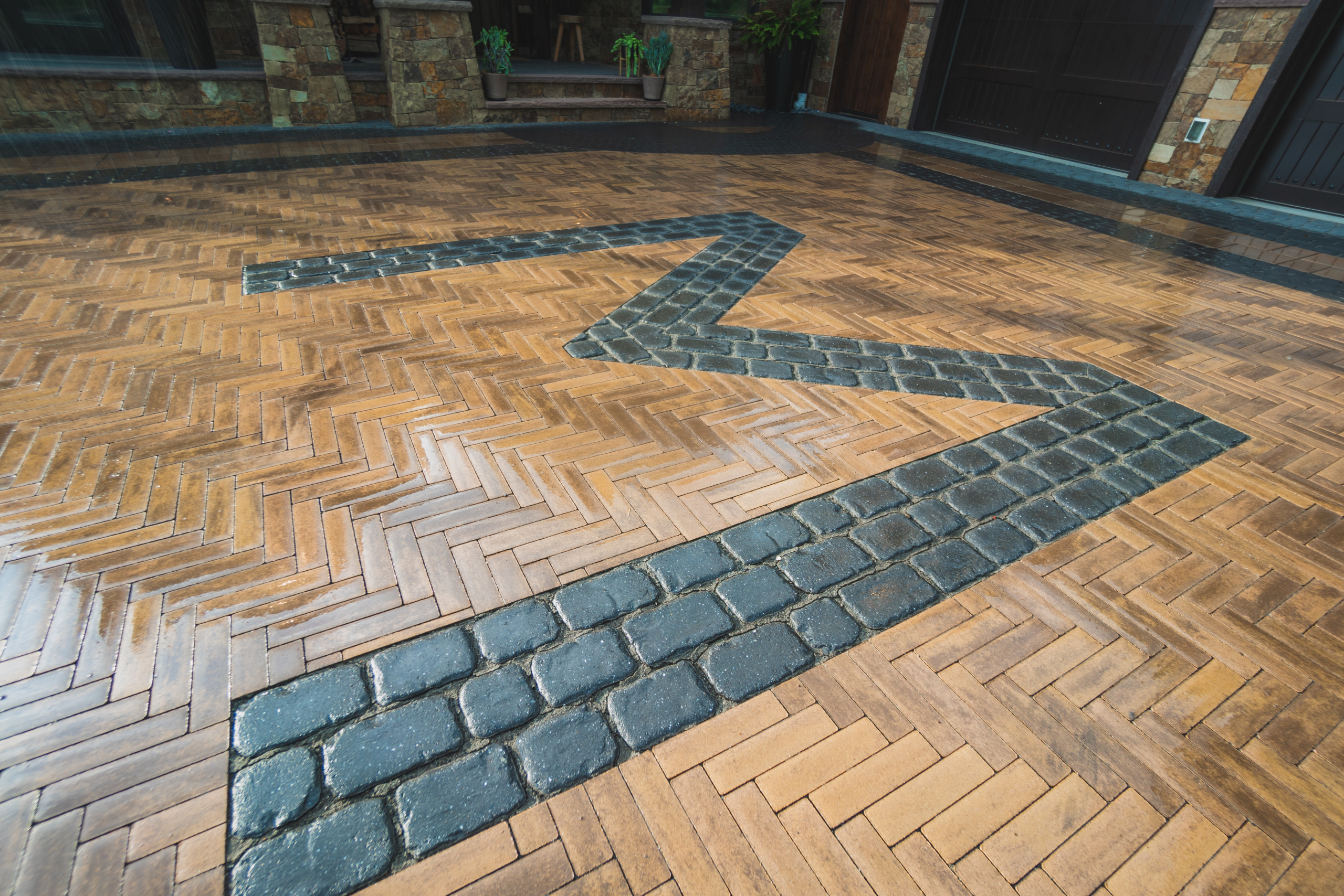 Award Winning Driveway Courtyard