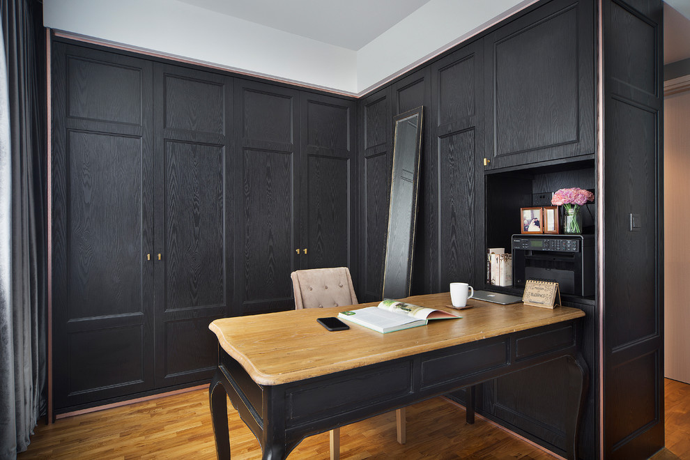 Transitional home office in Singapore.