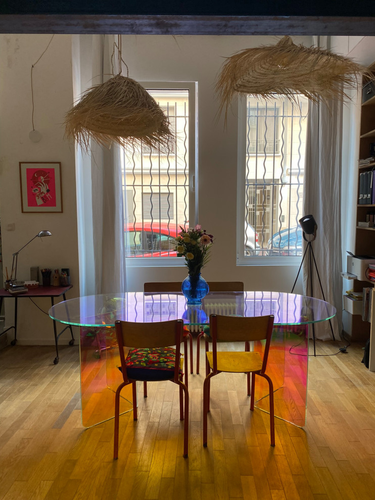 Transformation d'un local en loft brutaliste tropical