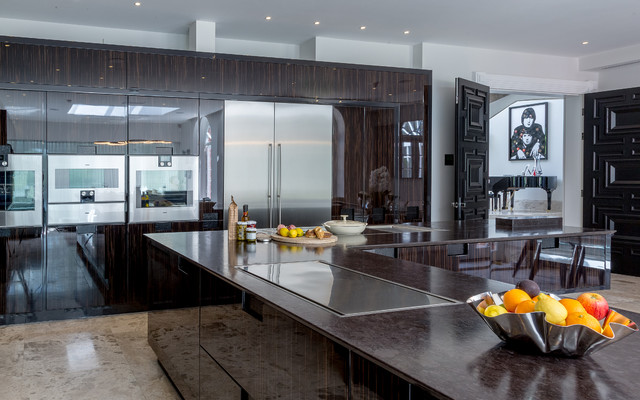 Chocolate High Spec Kitchen Design modern-kitchen