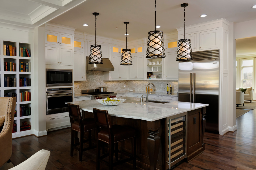 Example of a transitional kitchen design in DC Metro