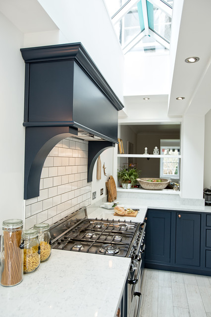 Blue Shaker Kitchen contemporary-koek