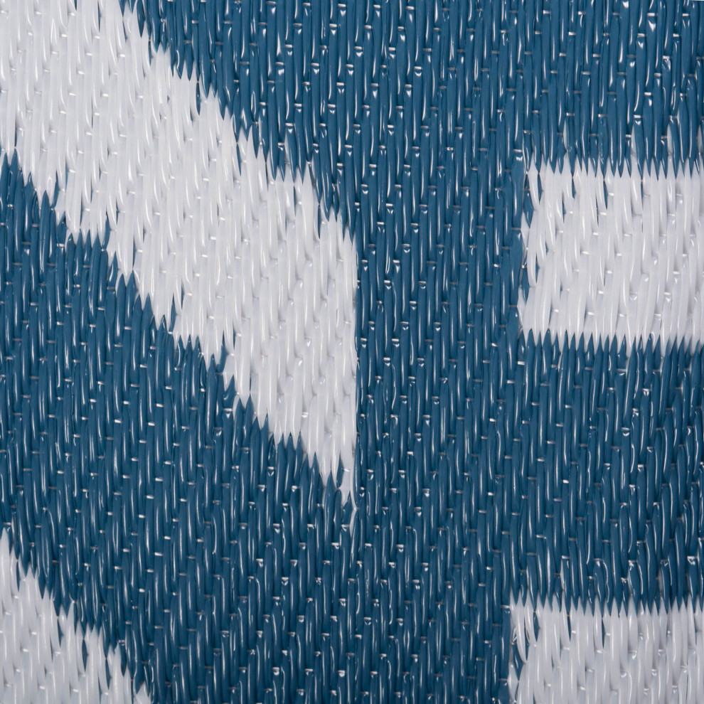 DII Blue Geometric Outdoor Rug 5' Round Contemporary Outdoor Rugs by Design Imports Houzz