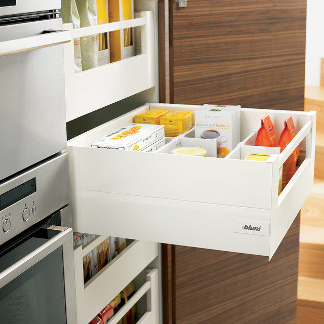Blum Tandembox Intivo D Height Inner Drawer With Boxcap In Silk