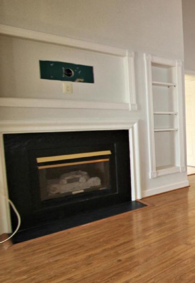 Does anyone know the name or model of this fireplace? | Houzz Forum