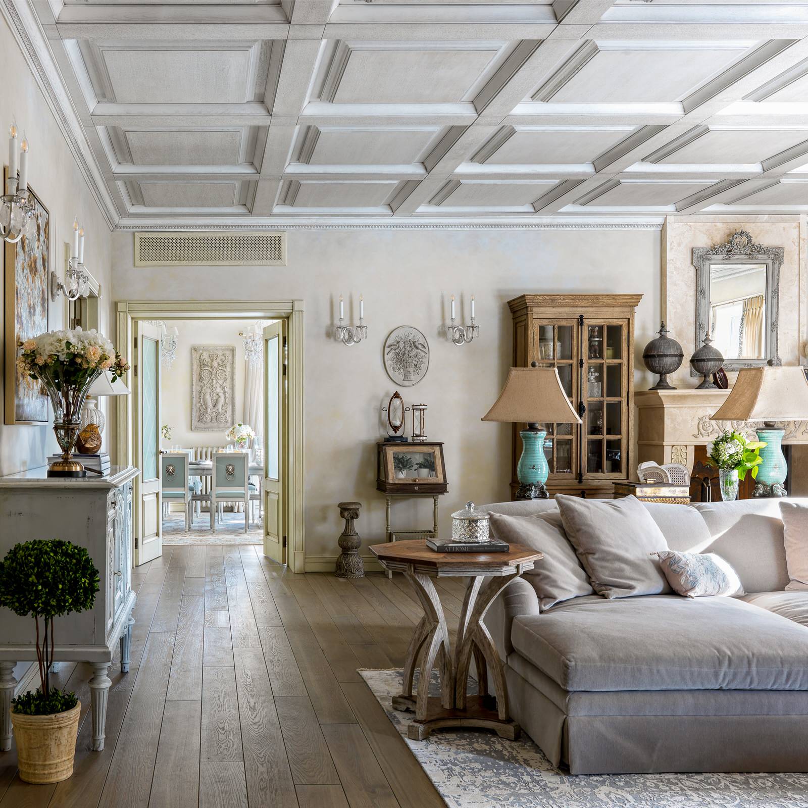 Дизайн гостиной в загородном доме