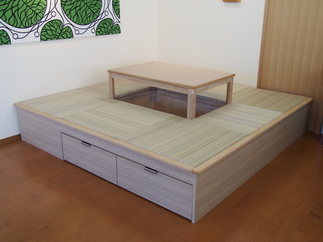 他の地域にある和風のおしゃれなリビングの写真