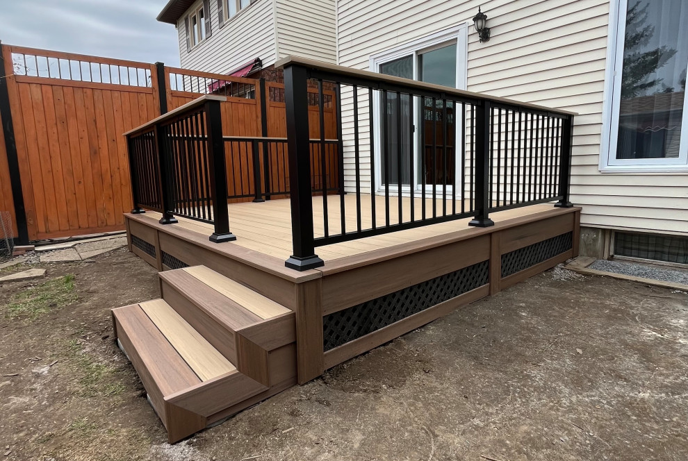 Azek Weathered Teak and English Walnut pvc