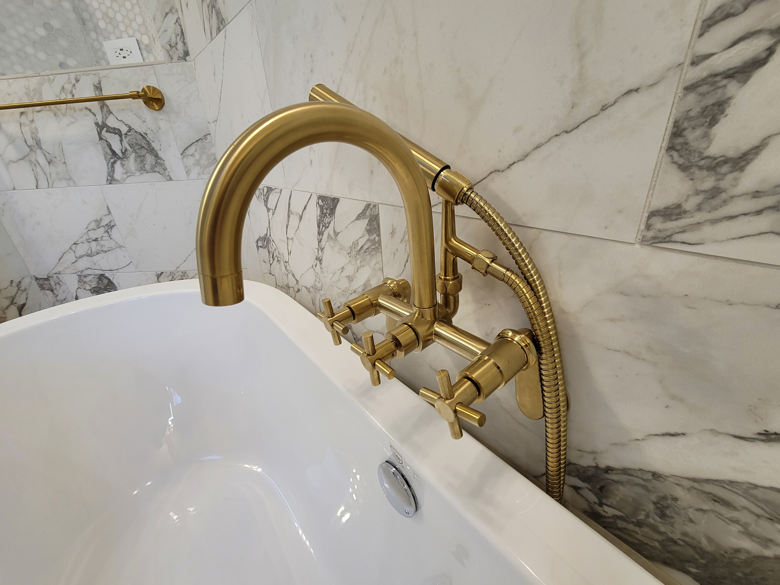 Dream white Bathroom