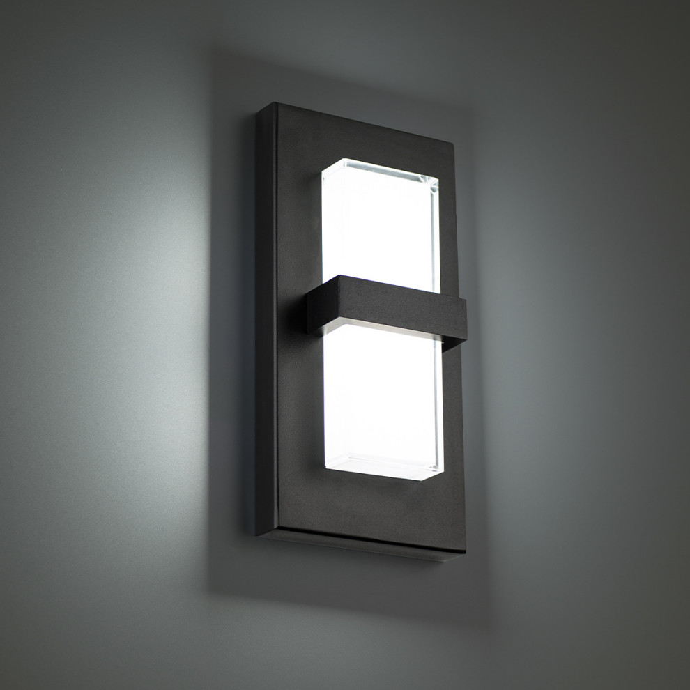 Bandeau LED Outdoor Wall Light in Black Transitional Outdoor Wall
