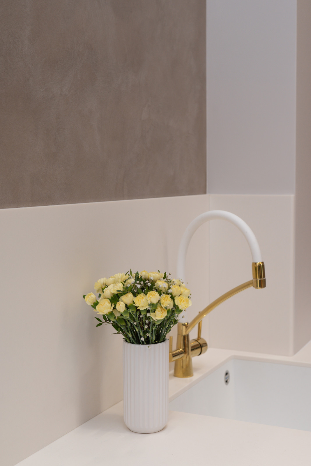 Реализация ЖК "Болконский", квартира с потолками 3,6 метра.