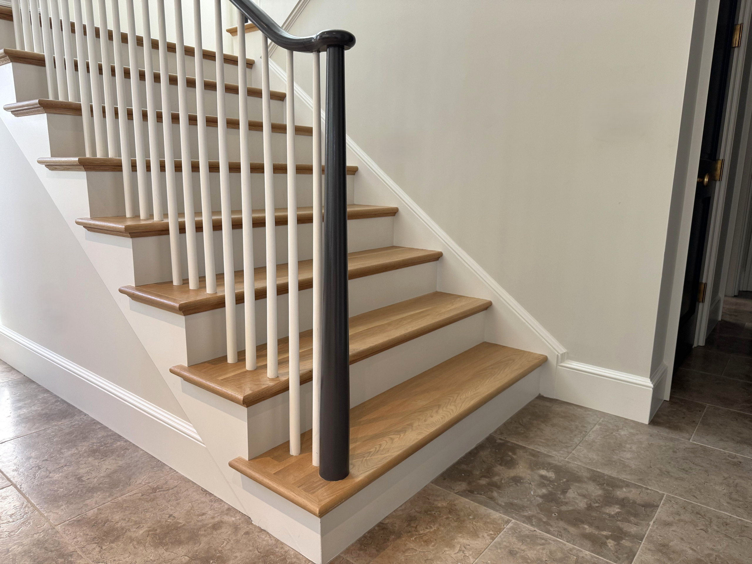 142_Airy Staircase with Over the Post Balustrade, Arlington, VA