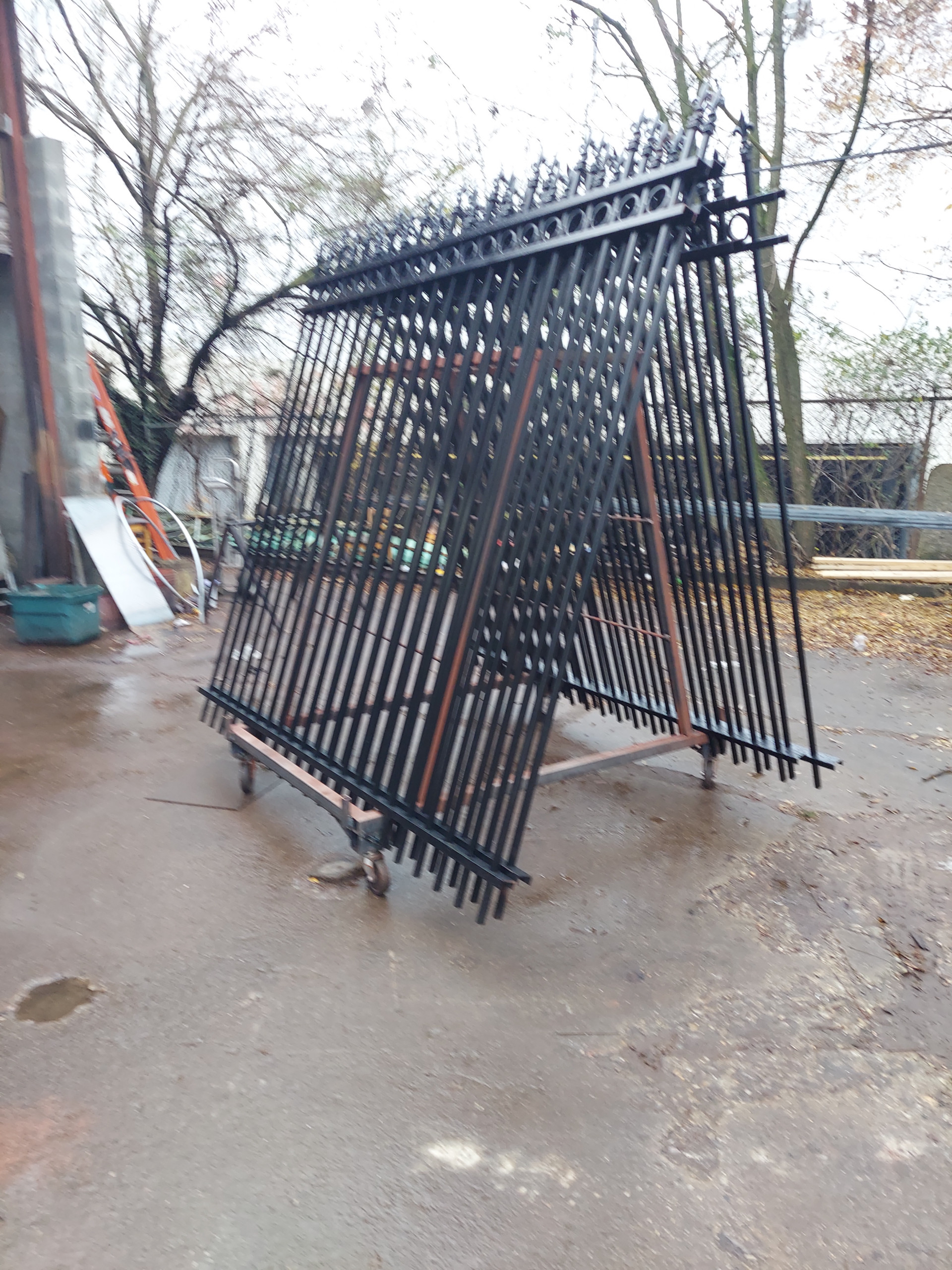 Deluxe Fence