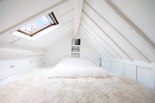 Comment aménager une chambre basse de plafond ?