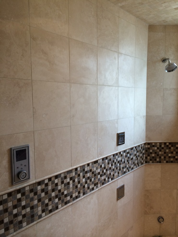 Inspiration for a transitional home design remodel in Phoenix